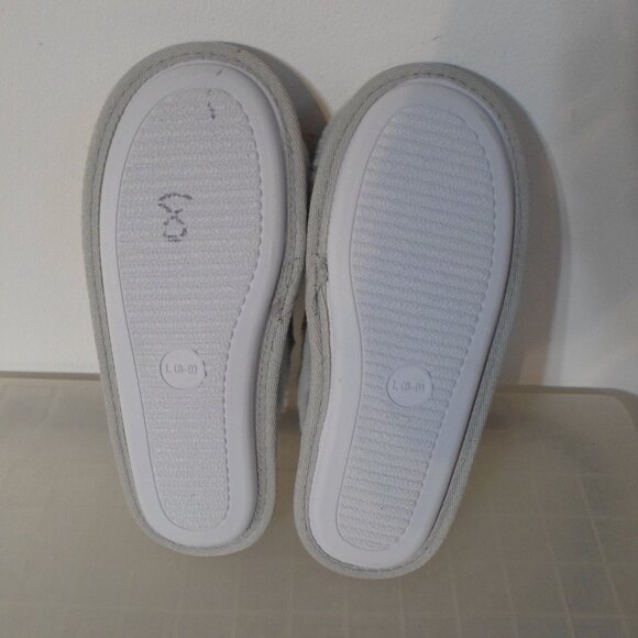 Grey Slippers with Butterfly Design - Picture 4 of 5